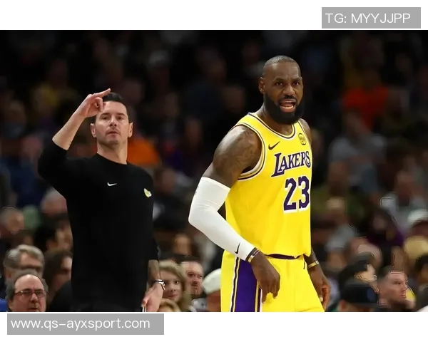 湖人新更衣室揭秘詹姆斯柜内浓眉球衣悬挂引发球迷热议