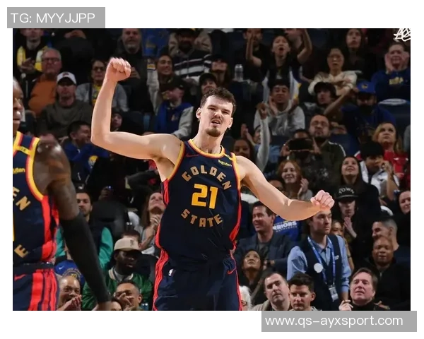 勇士边线球发给波斯特遭犯规76人成功挑战引发争议 勇士边线球发给波斯特遭犯规76人成功挑战引发争议