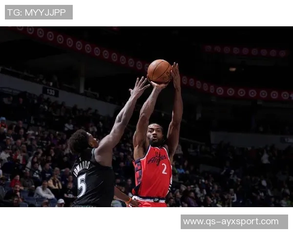 快船在伦纳德缺席的比赛中战绩惨淡仅获四胜九负令人担忧